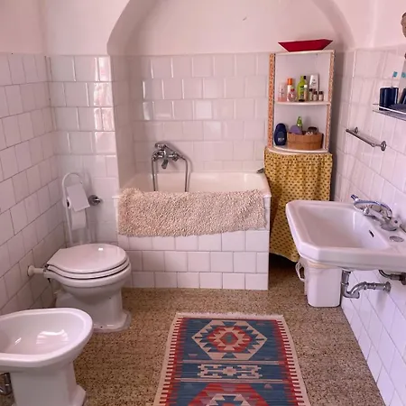 Casa Alice - Tranquilla Casa Con Giardino Feriehus Bordighera